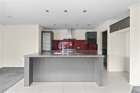 Photo of property in 22 Whitney Place, Rototuna North, Hamilton, 3210