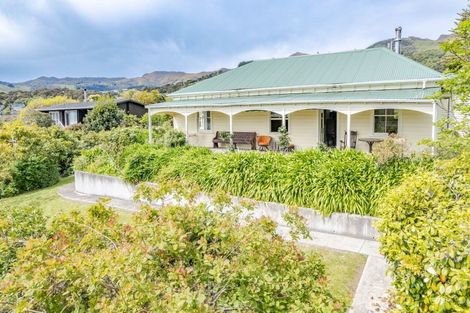 Photo of property in 16 Aubrey Street South, Akaroa, 7520