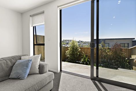 Photo of property in 14/62 Spenmoor Street, Newlands, Wellington, 6037