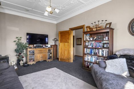 Photo of property in 21 Hargest Crescent, Saint Kilda, Dunedin, 9012