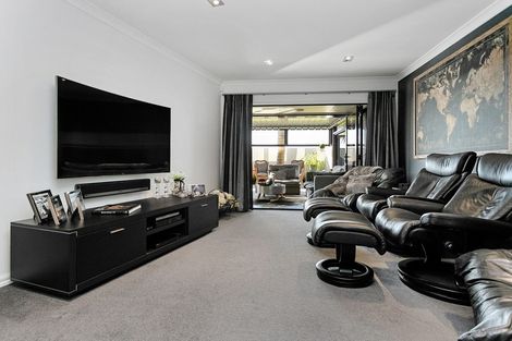 Photo of property in 15 Naomi Place, Cambridge, 3434