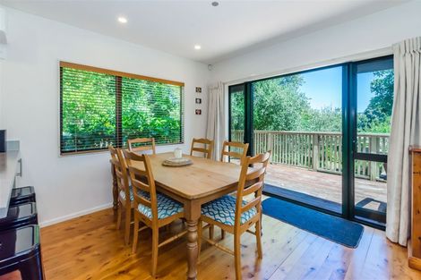 Photo of property in 30 Dell Road, Raumati South, Paraparaumu, 5032