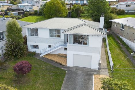 Photo of property in 6 Mcdonald Street, Brockville, Dunedin, 9011