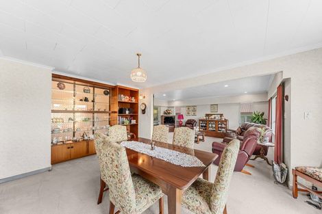 Photo of property in 1 Ngahere Street, Inglewood, 4330