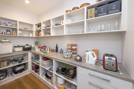 Photo of property in 1 Parkview Street, Wanaka, 9382