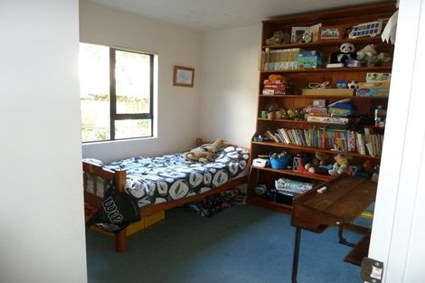 Photo of property in 11 Monkton Close, Greenhithe, Auckland, 0632