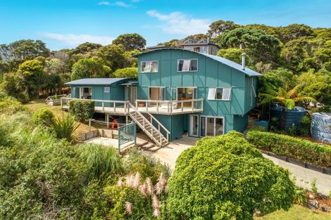 Photo of property in 12 Makora Avenue, Oneroa, Waiheke Island, 1081