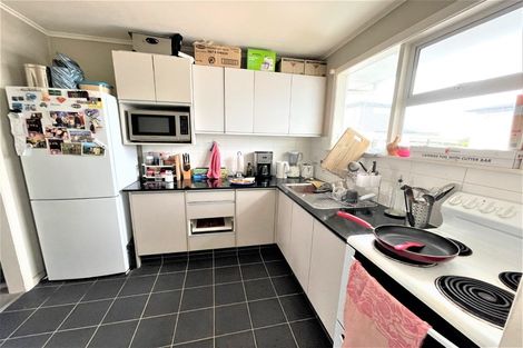 Photo of property in 2/201 Mount Smart Road, Onehunga, Auckland, 1061