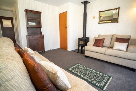 Photo of property in 3/2 Bill Ashcroft Grove, Havelock North, 4130