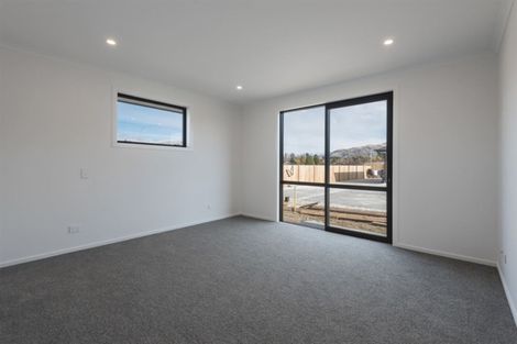 Photo of property in 12 Hebbard Court, Albert Town, Wanaka, 9305