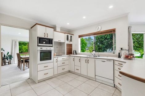 Photo of property in 336 Old North Road, Kumeu, 0892