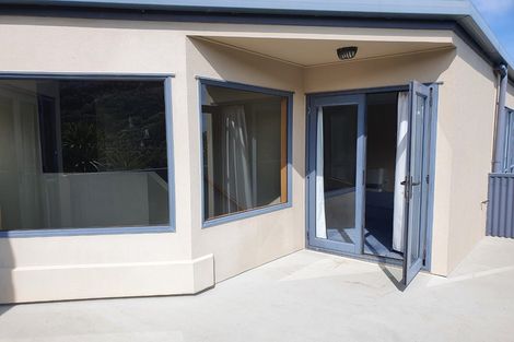 Photo of property in 107 Viewmont Drive, Harbour View, Lower Hutt, 5010