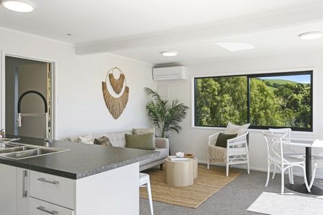 Photo of property in 12a Reeves Road, Acacia Bay, Taupo, 3330