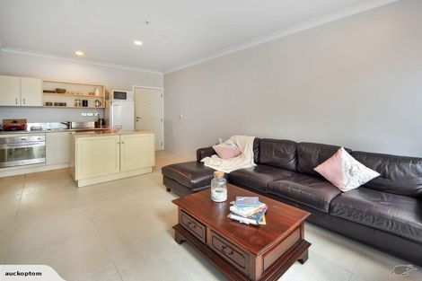 Photo of property in 95 Quadrant Road, Onehunga, Auckland, 1061