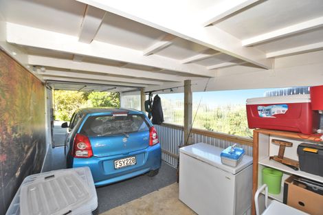 Photo of property in 8 Hillside Crescent, Leigh, 0985