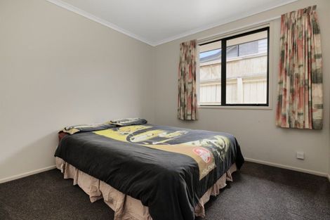 Photo of property in 2 Maara Close, Papamoa Beach, Papamoa, 3118