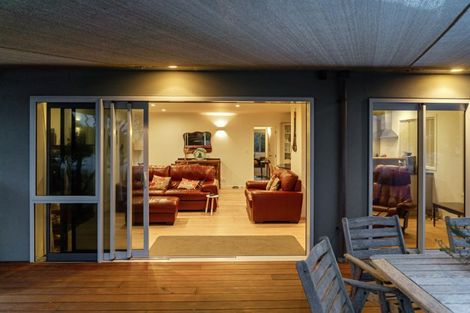 Photo of property in 63 Karewa Parade, Papamoa Beach, Papamoa, 3118