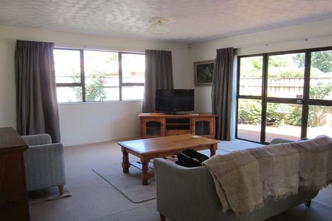 Photo of property in 5a Waimarie Avenue, Paraparaumu, 5032