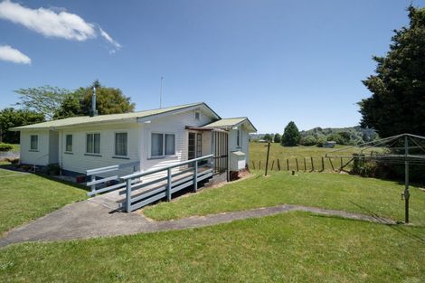 Photo of property in 12 Simmons Road, Taumarunui, 3920