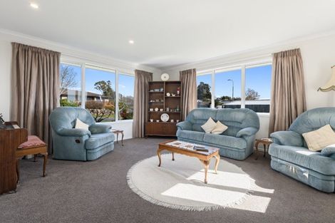 Photo of property in 124 Rowesdale Drive, Ohauiti, Tauranga, 3112