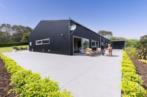 Photo of property in 69a Waikoukou Valley Road, Waimauku, 0882