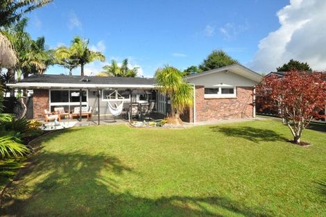 Photo of property in 13 Barnhill Crescent, Pahurehure, Papakura, 2113