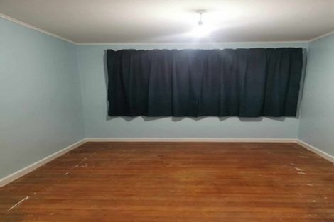 Photo of property in 18 Oakland Street, Northcote, Christchurch, 8052