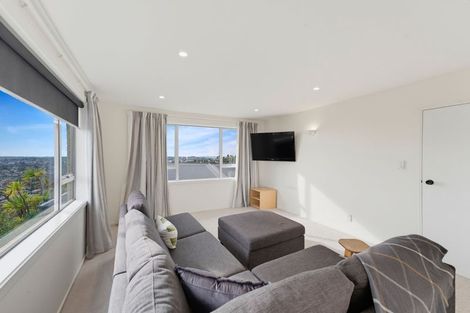 Photo of property in 1/14a Millhill Lane, Huntsbury, Christchurch, 8022