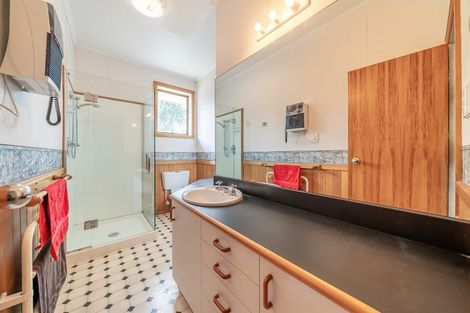 Photo of property in 298b Paekakariki Hill Road, Paekakariki Hill, Porirua, 5381