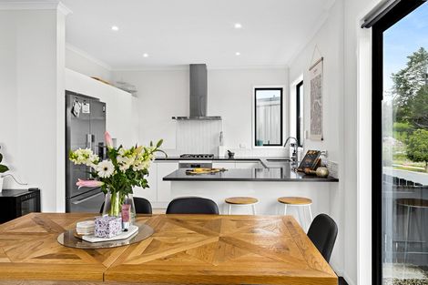 Photo of property in 1 Pukewhero Rise, Westgate, Auckland, 0614