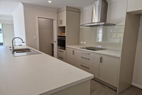 Photo of property in 52a Queen Road, Bellevue, Tauranga, 3110