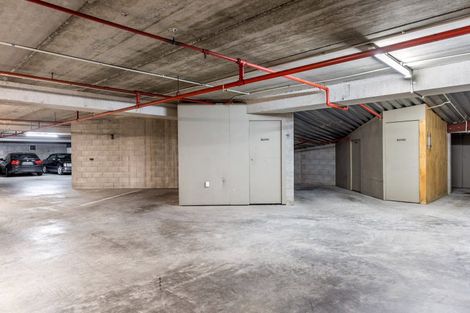 Photo of property in Highgate Towers, 5e/8 Howe Street, Freemans Bay, Auckland, 1011