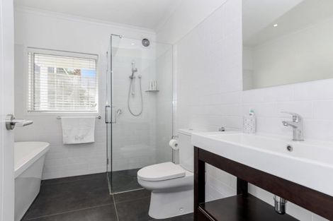 Photo of property in 379b Oceanbeach Road, Mount Maunganui, 3116
