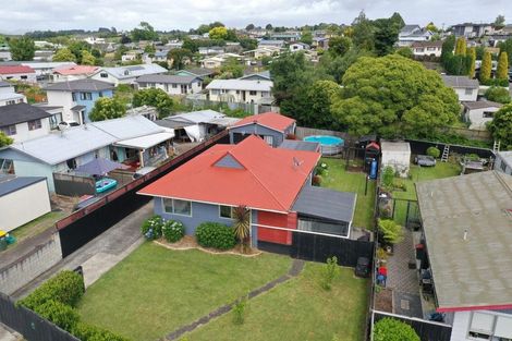 Photo of property in 56 Karen Crescent, Dinsdale, Hamilton, 3204