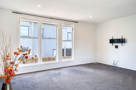 Photo of property in 6 Kotahi Road, Mount Wellington, Auckland, 1062