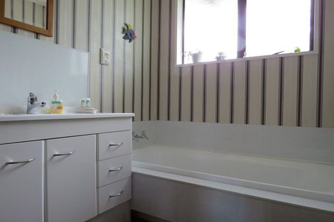 Photo of property in 10 Railway Place, Fairlie, 7925