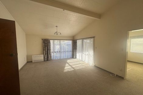 Photo of property in 1/30 Ngarimu Crescent, Taradale, Napier, 4112