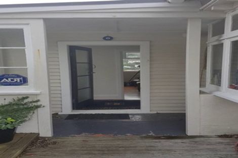 Photo of property in 33 Rhine Street, Island Bay, Wellington, 6023