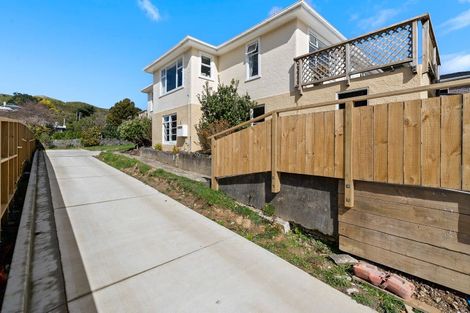 Photo of property in 5 Mahoe Street, Tawa, Wellington, 5028