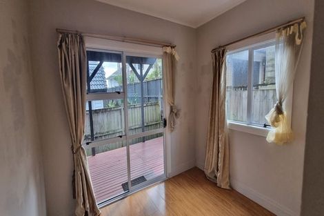 Photo of property in 139 Bucklands Beach Road, Bucklands Beach, Auckland, 2012