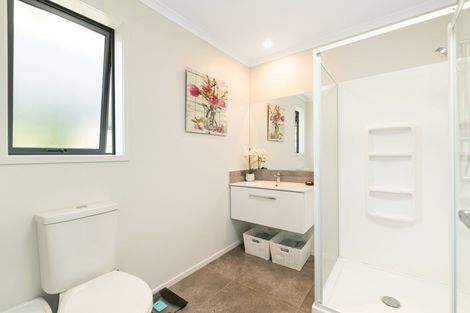 Photo of property in 1 Albatross Lane, Welcome Bay, Tauranga, 3112