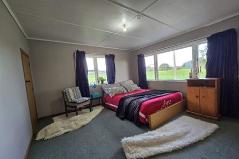 Photo of property in 880 Okahukura Road, Tapora, Wellsford, 0977