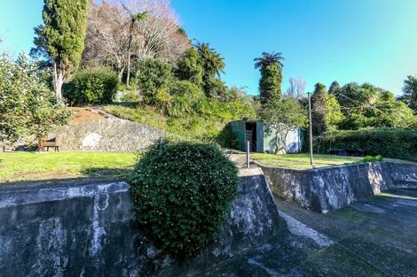 Photo of property in 128 Huatoki Street, Frankleigh Park, New Plymouth, 4310