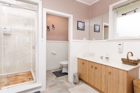 Photo of property in 2 Mill Road, Waimate, 7924