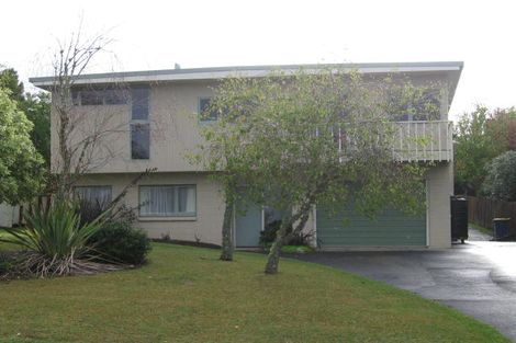 Photo of property in 6 Eyre Street, Henderson, Auckland, 0612