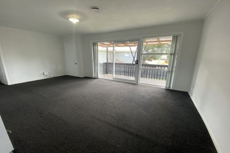 Photo of property in 9 Malmo Place, Manurewa, Auckland, 2102