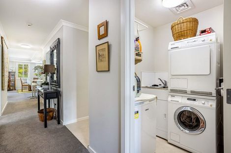 Photo of property in 16 Eaves Bush Parade, Orewa, 0931