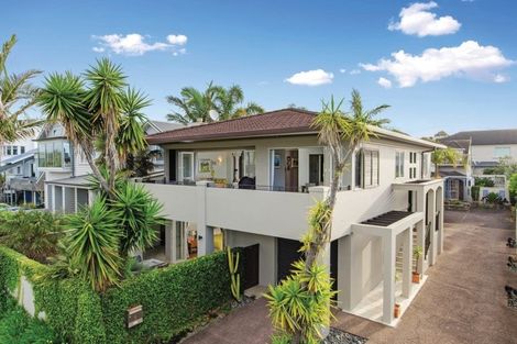 Photo of property in 1/8 William Street, Takapuna, Auckland, 0622