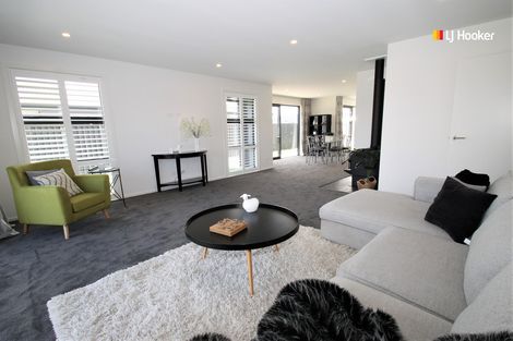 Photo of property in 25 Caledonia Drive, Mosgiel, 9024