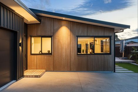 Photo of property in 107 Wattle Place, Whangamata, 3620